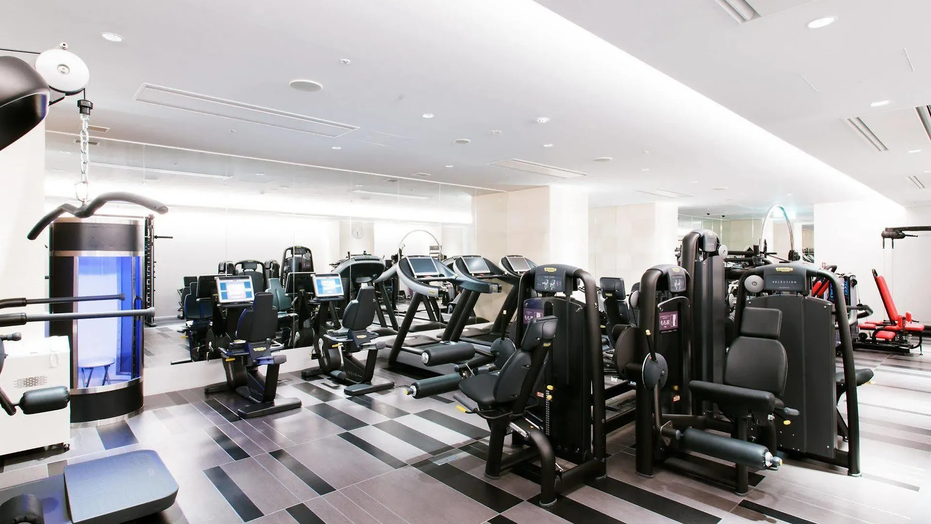 The Tokyo Station Hotel