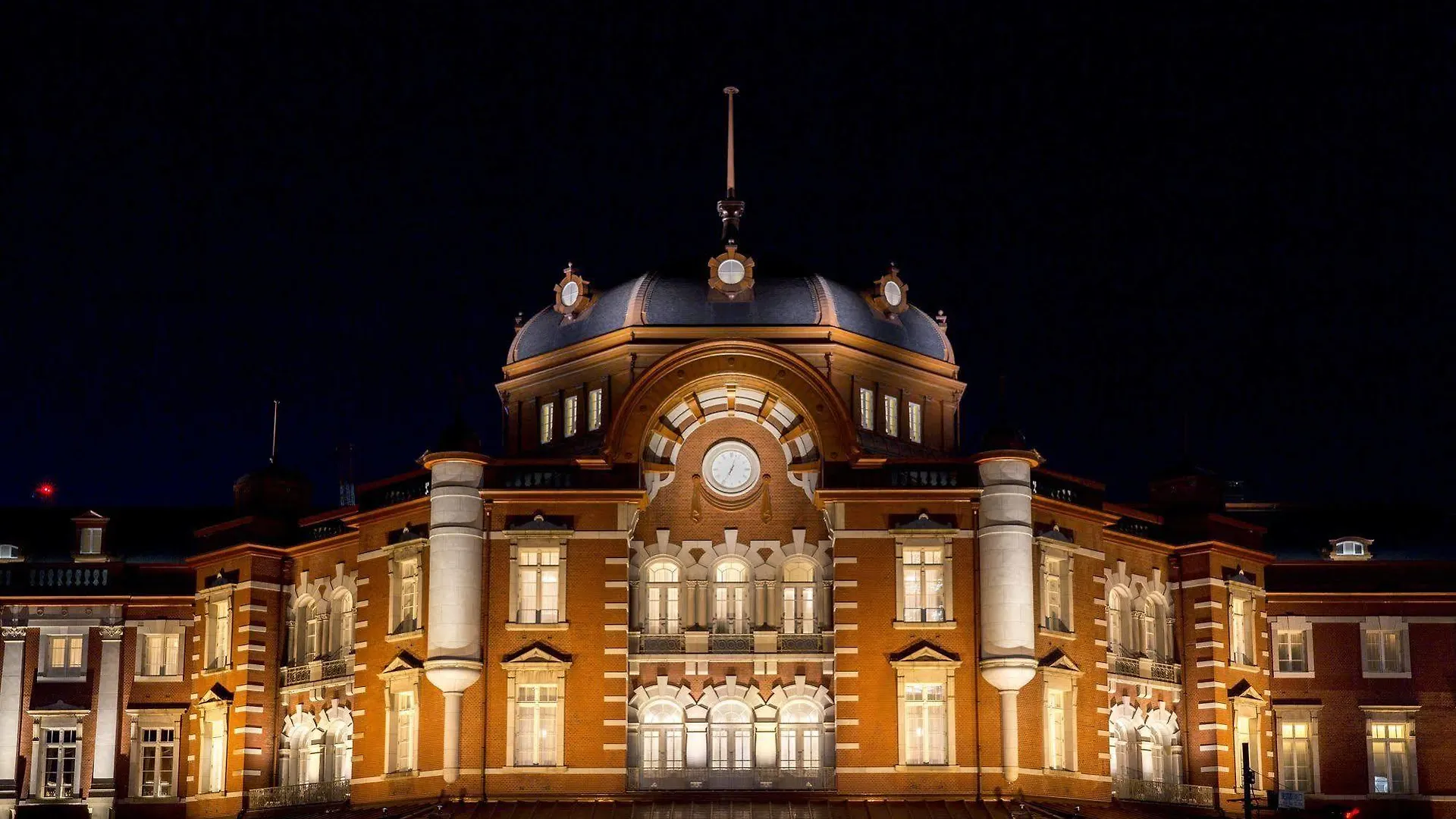 The Tokyo Station Hotel